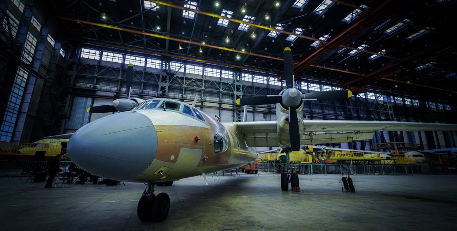 будівництво літаків антонова