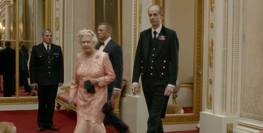 лакей королевы, пол уайбрю, королева елизавета, хранитель секретов королевы, елизавета 2, король чарльз