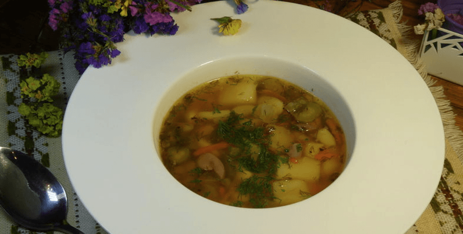 рассольник или огуречник, первое блюдо, украинская кухня, национальные блюда, квашеные огурцы, украинская кухня