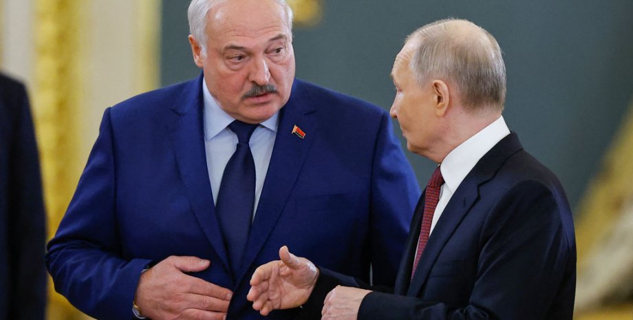 Oleksandr Lukashenko accuses Ukraine of violation of airspace and states that se...