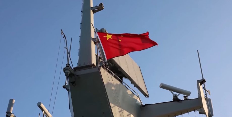 військовий корабель під час навчань 29 грудня 2025 року