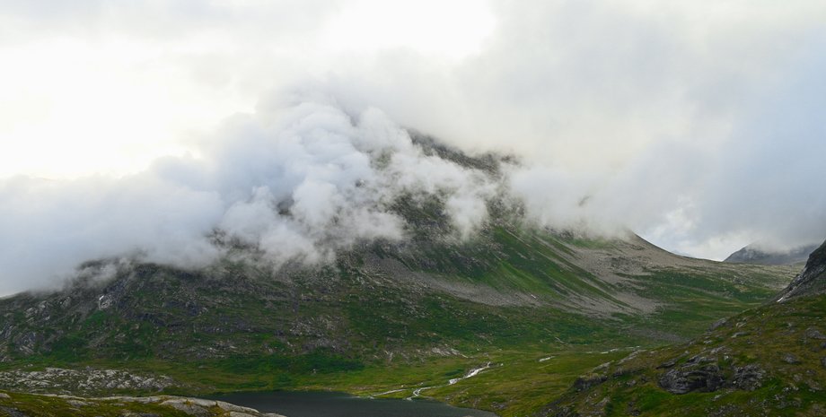 гори, мінерал, порода, дослідники, вчені, хмари, атмосфера, шпат, вода, наука, гідроксильна група, цикл