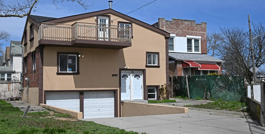 В роскошном доме за 1 миллион долларов поселились бездомные, недвижимость, жилье, аренда, курьезы, США, фото