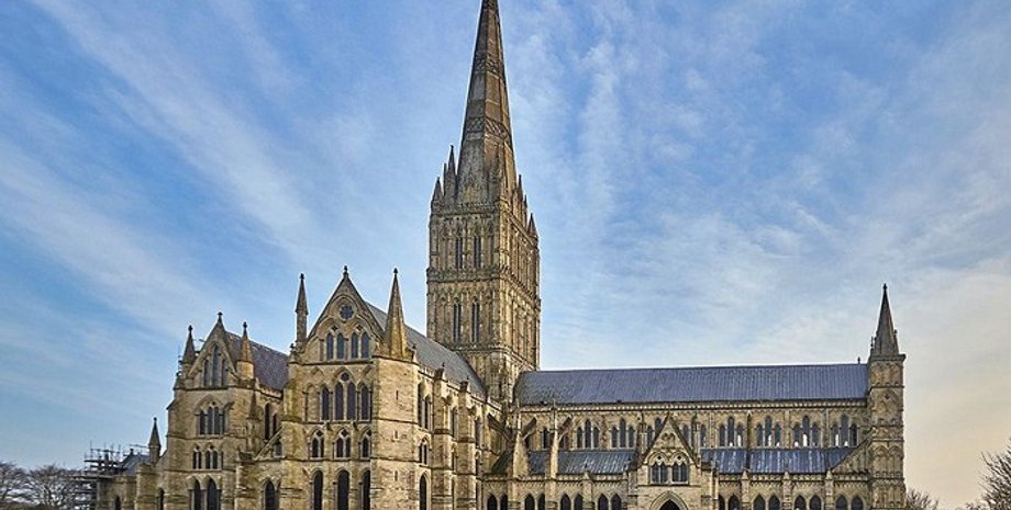 Собор Солсбері, отруєння Скрипаль, коронавірус, вакцинація