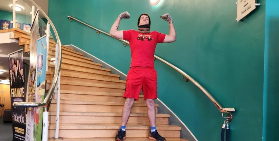 Мировой рекорд по восхождению на Эверест, достижение, титул, Шон Джи. курьезы, видео, США