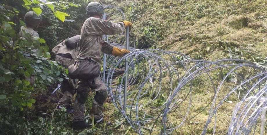 колючая проволока, граница литвы, беларусь мигранты