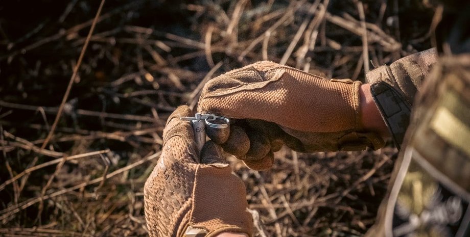 взрывы в Киеве, рынок "Юность", мины Киев, опасные находки на улицах Киева