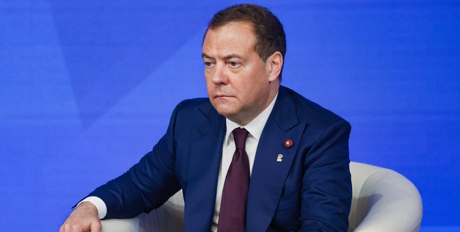 Дмитрий Медведев угрожает Европе