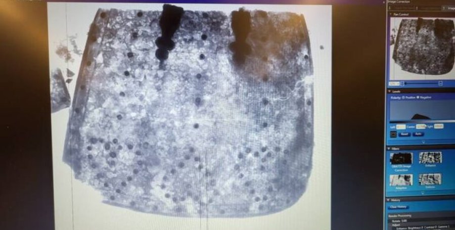 броня, обладунок, артефакт, метал, колонія, Меріленд, колоністи, США, розкопки, археологи, археологія, знахідка, тассет, форт, історія, колонізація, спорядження, знахідка, рентген, Америка