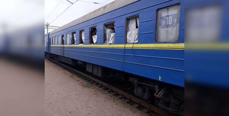 Потяг "Запоріжжя-Львів" із вибитими вікнами., запоріжжя обстріл,