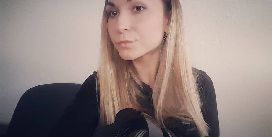 Виктория Рощина, Рощина