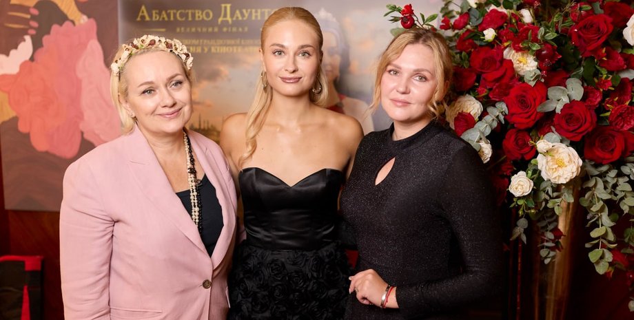 Оксана Датий, Анастасия Цимбалару и Анна Луценко на бранче