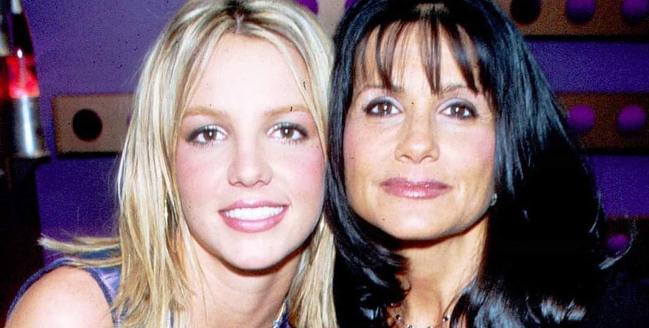 Бритни Спирс, Линн Спирс, певица