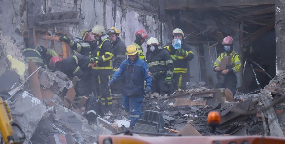 ракетный удар по киеву, обстрел киева сегодня, ночной обстрел, обстрел киева