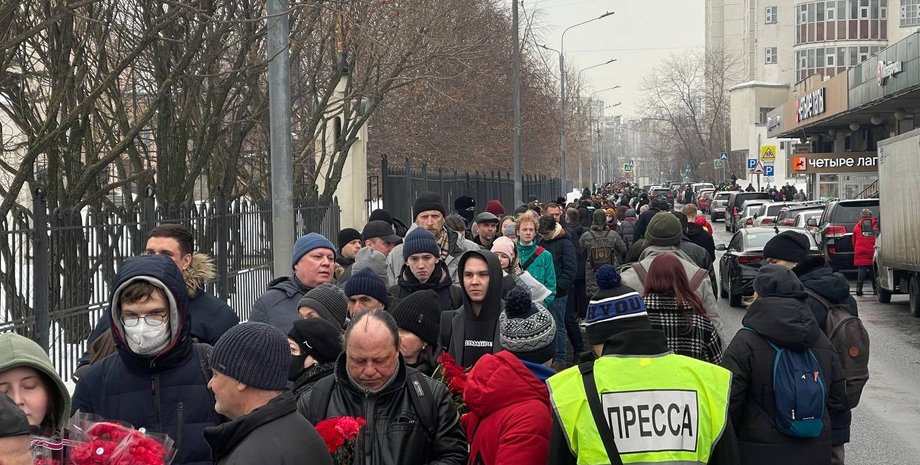 россияне, Навальный