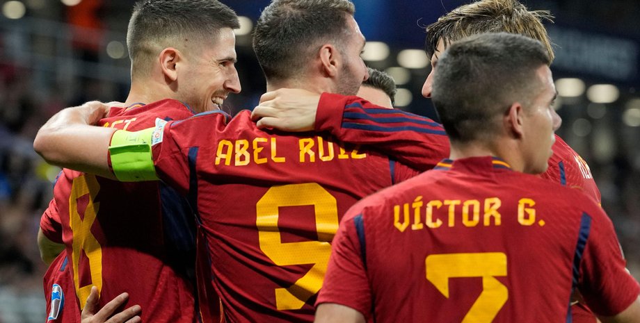 Испания празднует выход в финал Евро