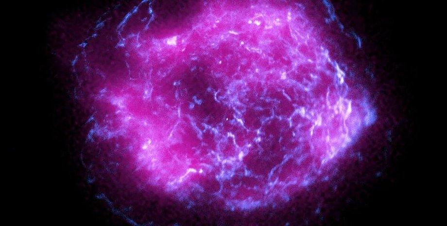 сверхновая Кассиопея А, облако, пыль, излучение, снимок