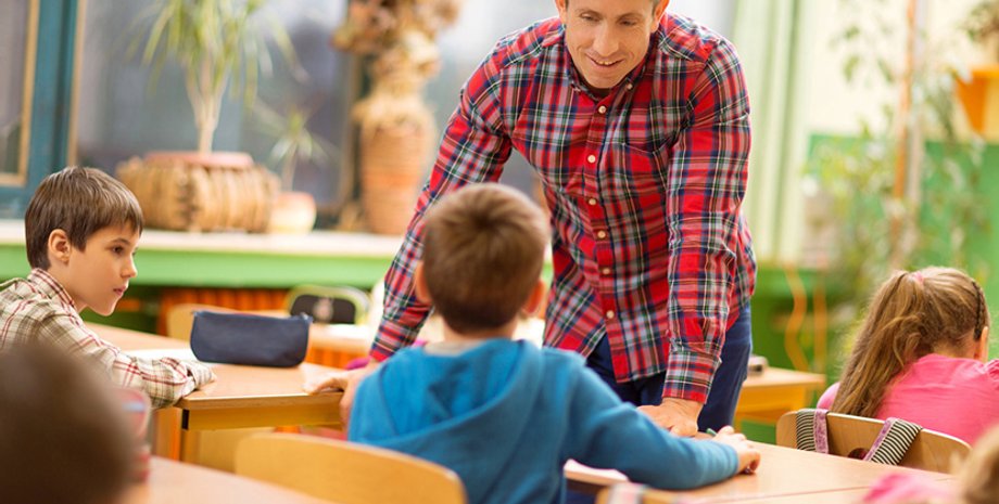 Послуги репетитора, яку заробітну плату отримують репетитори, вчителі, гонорари