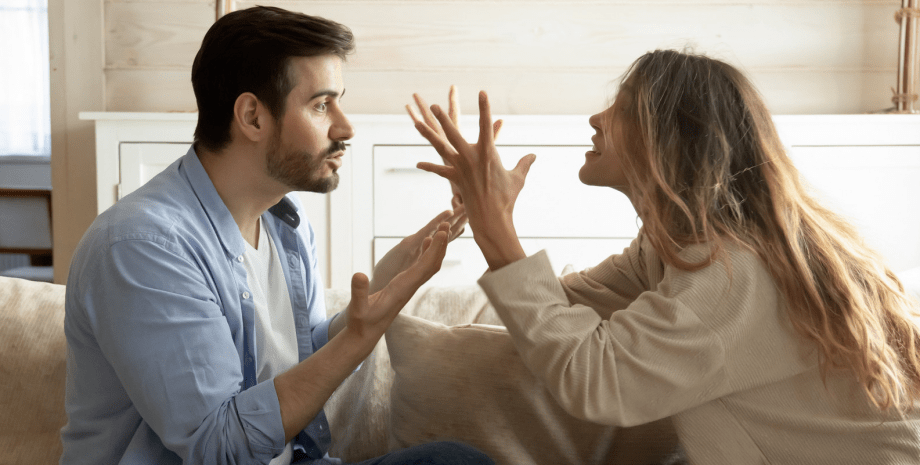 Ссора мужа и жены / архивное фото Конфликты в семье