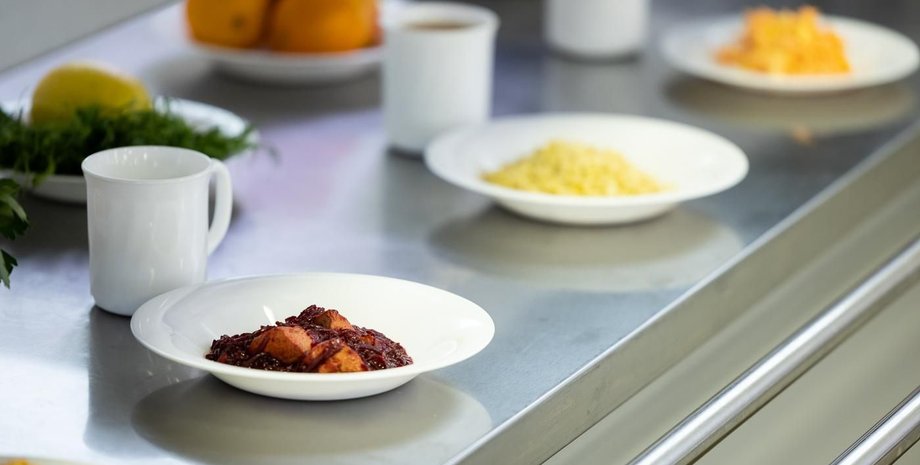 Вера Лидделл, коррупция в школах, питание учеников, скандал, кража куриных крылышек, США, преступления