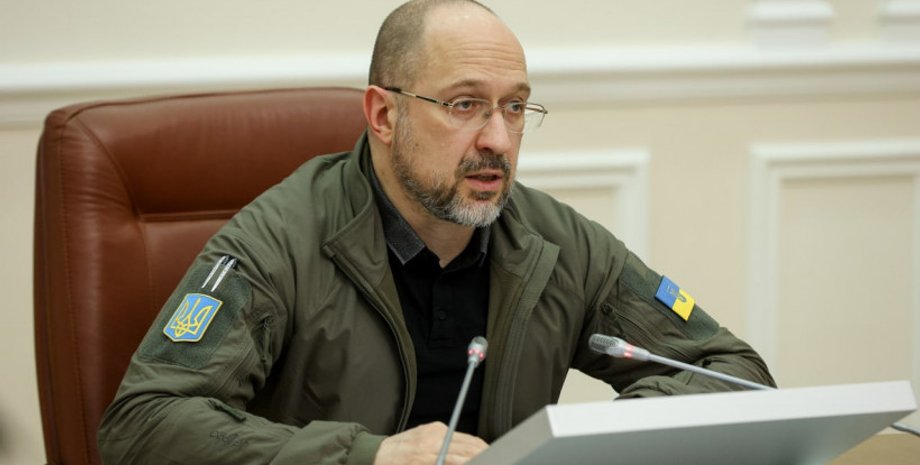 кадрові зміни у військово-політичному керівництві, звільнення, велике перезавантаження