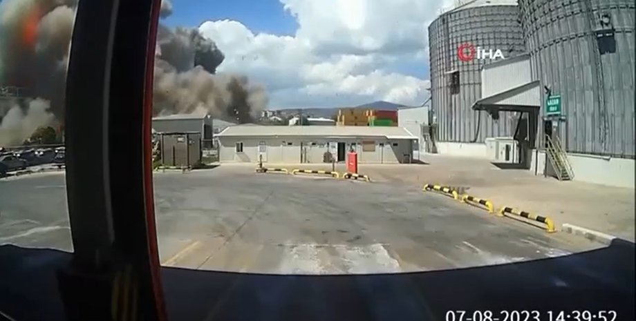 вибух, порт Деріндже, Туреччина, зерно