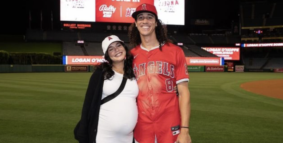 Ванесса Хадженс и Коул Такер Ванесса Хадженс и Коул Такер, ванесса хадженс стала мамой, ванесса хадженс родила, муж ванессы хадженс