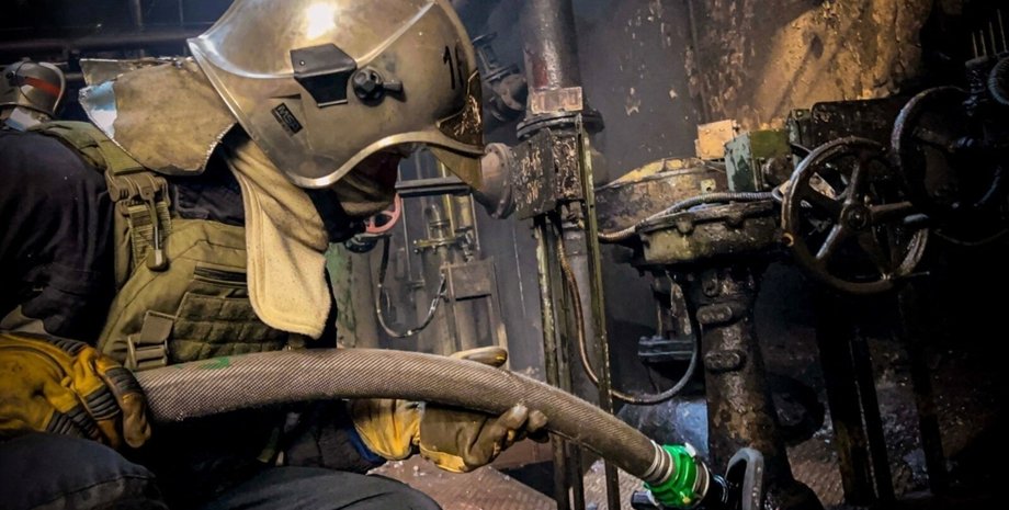 ГСЧС, ТЭС, пожар, пожарные, ракетные атаки, Трипольская ТЭС