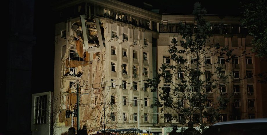 Последствия ракетного удара по Днепру, фото