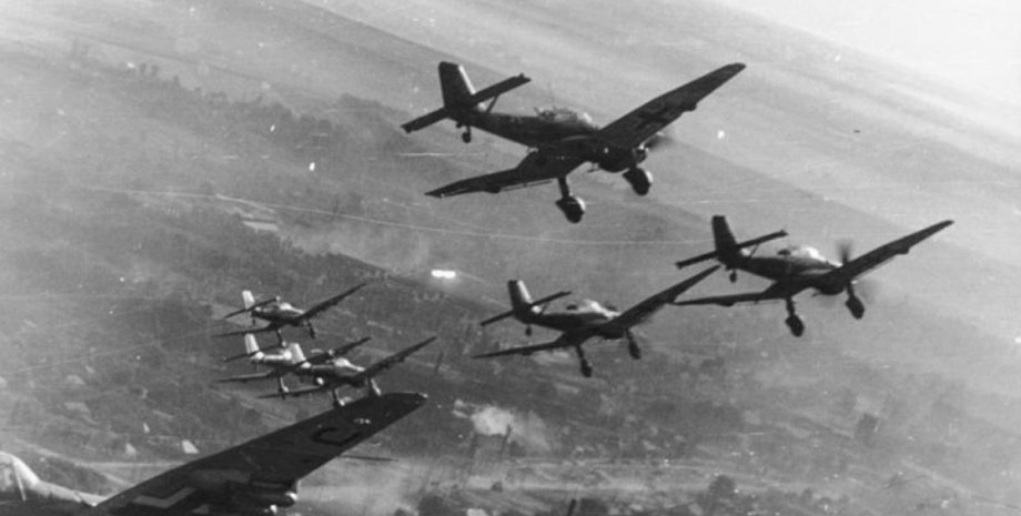 Немецкие самолеты в первые дни войны/Фото из открытых источников