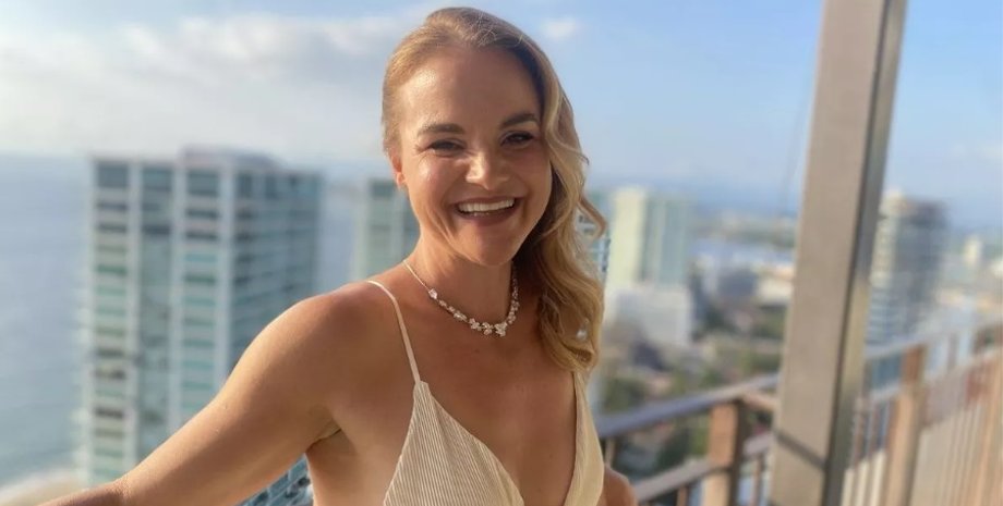 Ким Адамс вышла замуж сама за себя