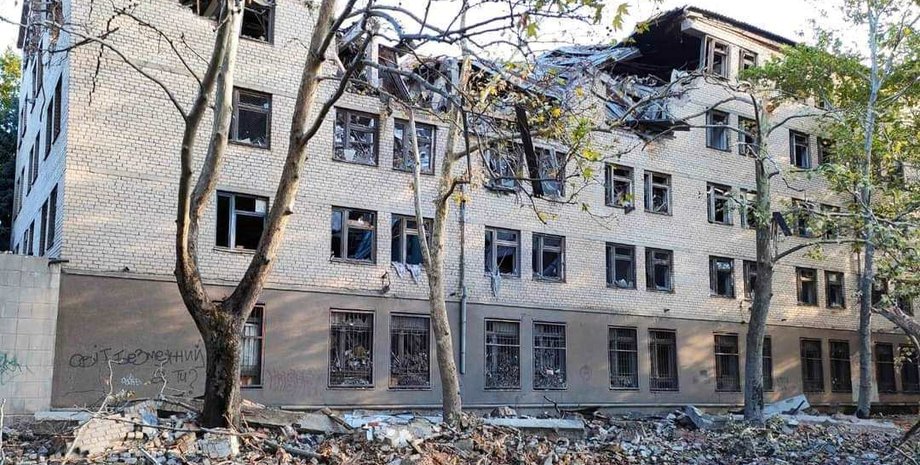 обстрелы, российские обстрелы, обстрел николаева, николаев, школы николаев