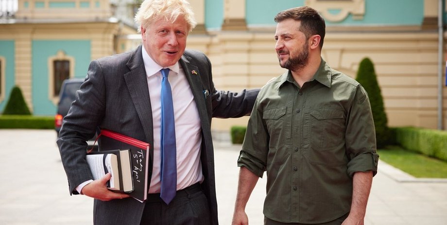 Джонсон , Зеленский, Бориса Джонсона, финансирование армии сокращалось, ракеты, РСЗО