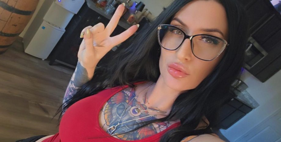 Мусорники вместо кредитов: как женщина оплатила шикарное Рождество и сэкономила тысячи