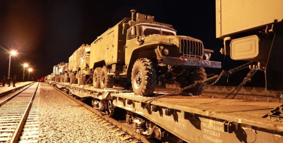 ешелони з російською технікою, ротація військ, російські окупанти, до Білорусі прибутки, війна Росії проти України