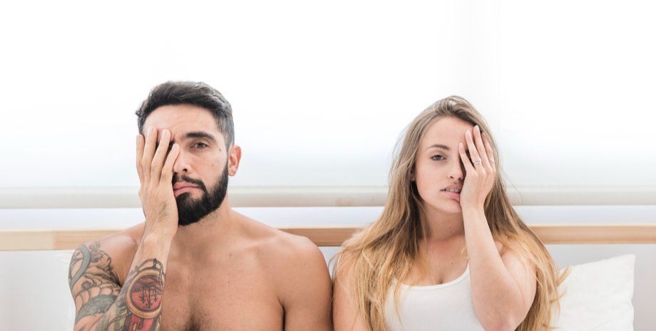 Брат с сестрой громко веселились всю ночь, но утром к ним пришли неизвестные гости