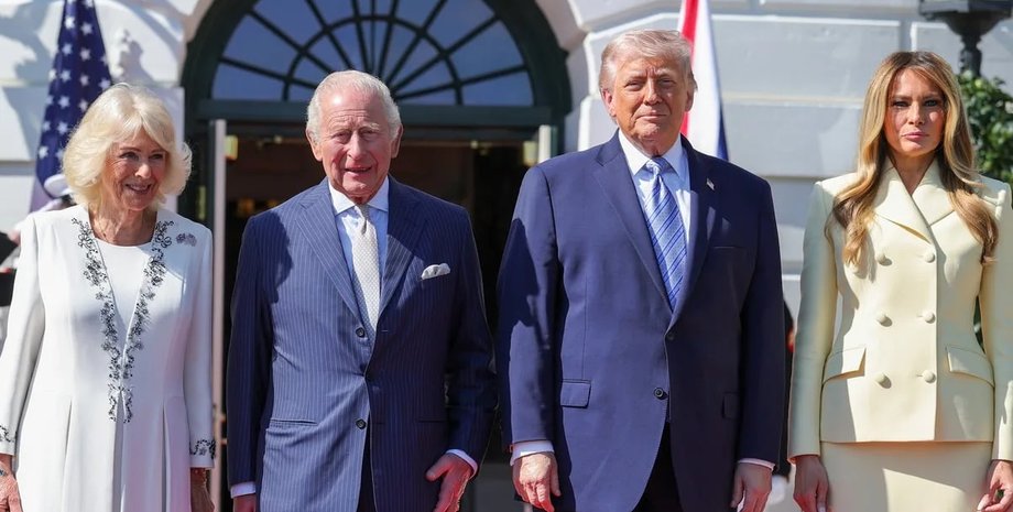 дональд трамп і король чарльз трамп і король чарльз із подружжям перед білим домом
