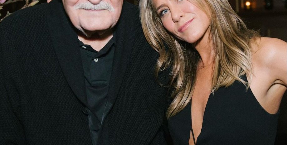 Дженнифер Энистон отец, Дженнифер Энистон семья, Дженнифер Энистон смерть отца