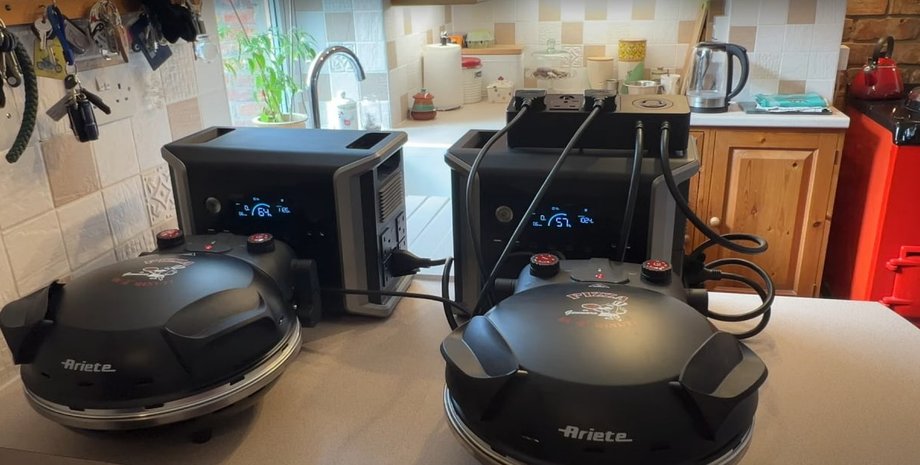 Зарядні станції Dabbsson DBS1300