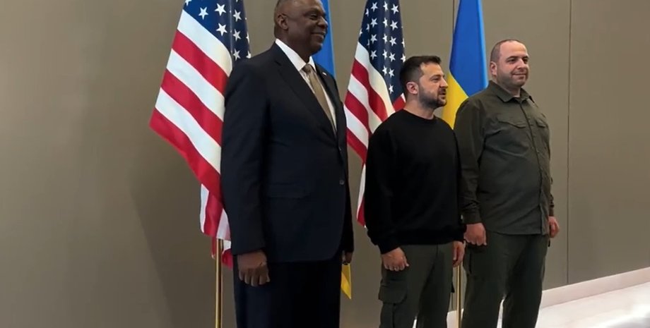 Ллойд Остин, Владимир Зеленский, Рустем Умеров, Рамштайн Остин, Рамштайн Украина, Рамштайн помощь Украине, Рамштайн помощь Украине