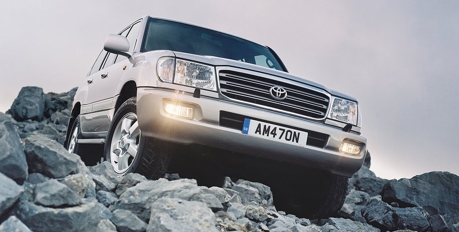 Toyota Land Cruiser, позашляховики Toyota, Toyota RAV4, Toyota Venza, Toyota Highlander