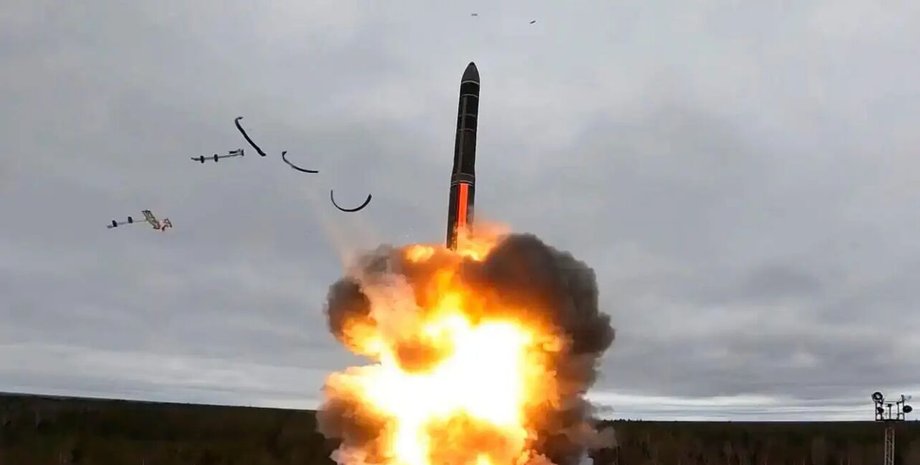 Ракета "Орешник"