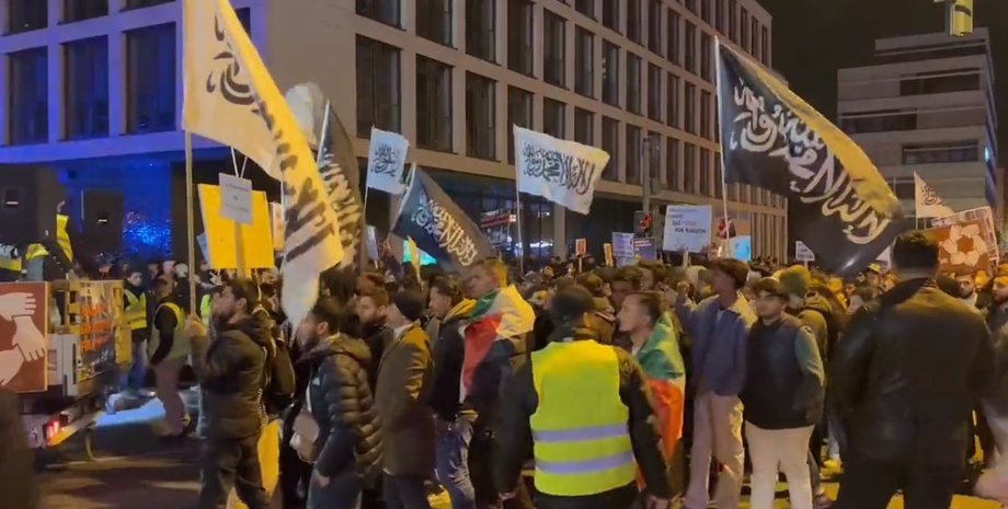 Демонстрация исламистов, поддержка палестинцев, демонстрация в германии, поодержка сектора газа