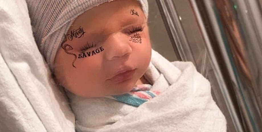 Фото: "Твиттер" Граймс