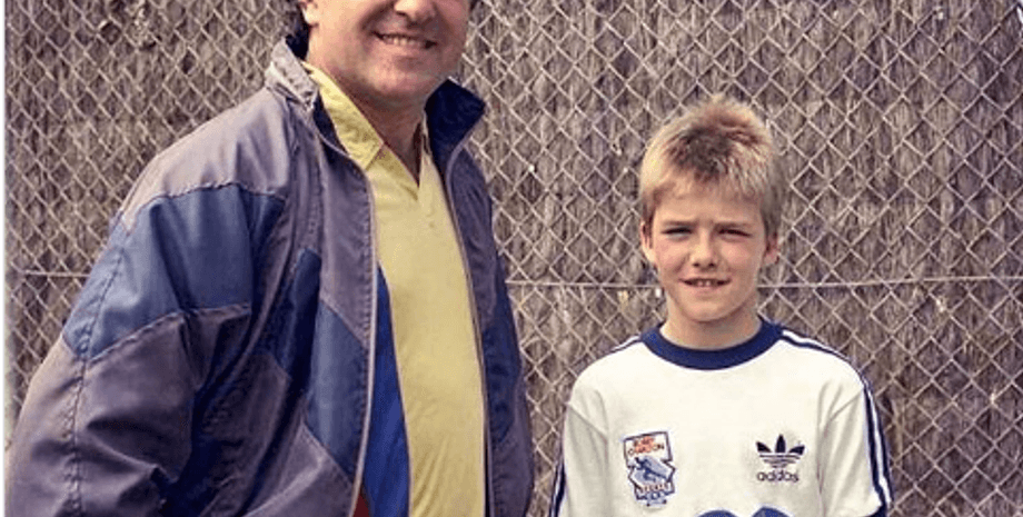 Бекхэм показал архивное фото, где ему всего лишь 9 лет