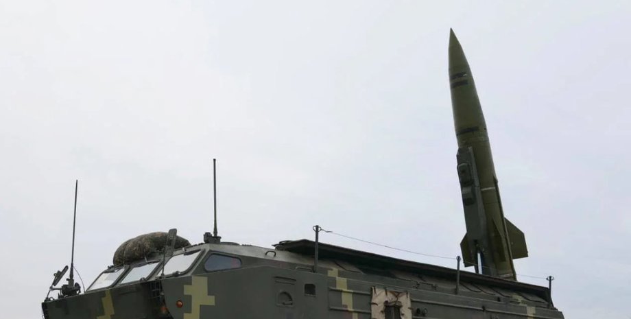 Compartir: Los militares ucranianos de la 19.ª Brigada de Misiles de Santa Bárva...