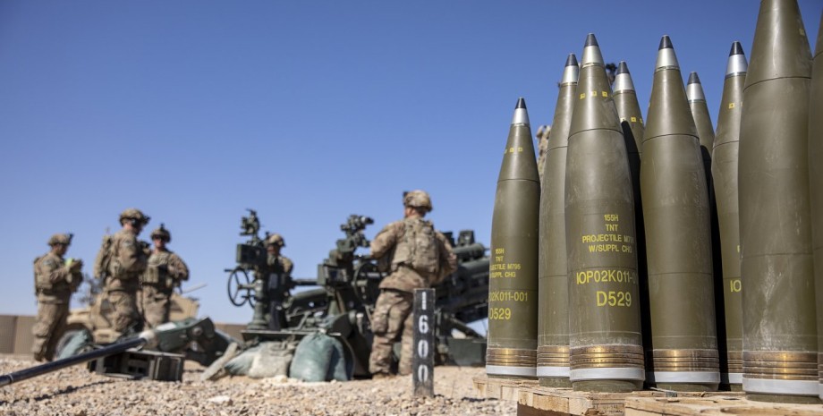 США приостановили поставки ракет и боеприпасов Украине Белый дом подтвердил, что США приостановили поставки вооружения Украине
