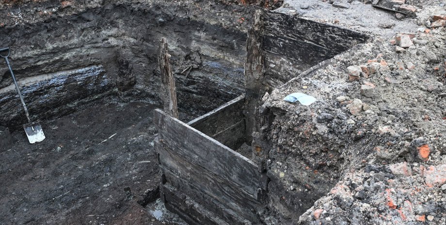 Археологи виявили середньовічні артефакти