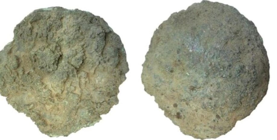 археологи нашли древний слиток