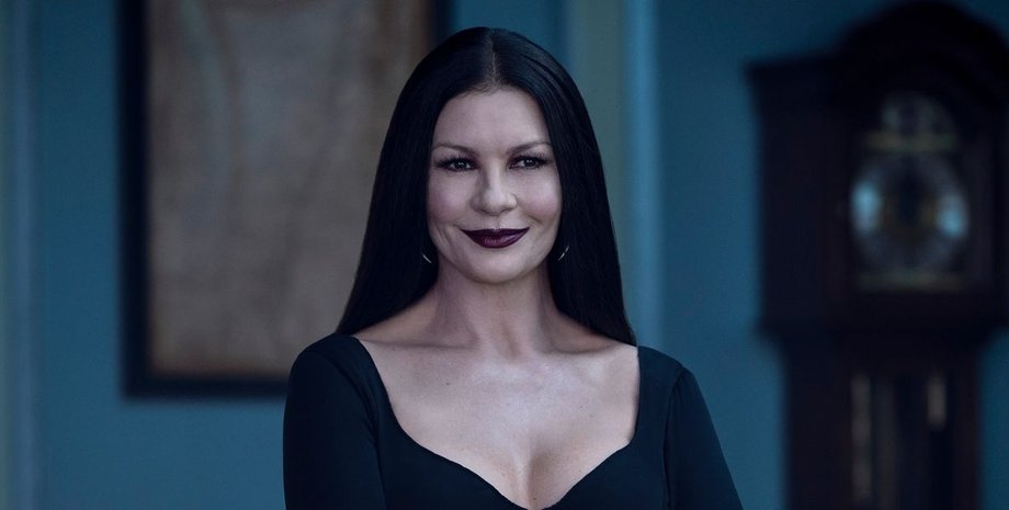 Кэтрин Зета-Джонс, мортиша аддамс, уэнсдей, уэнздей, рождество, рождественская елка